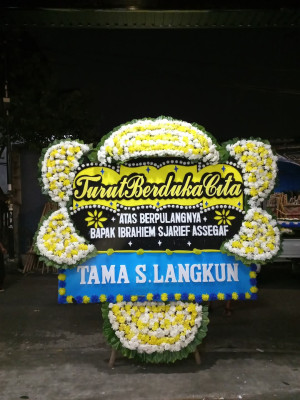 Papan Bunga Duka di Legok Kaler